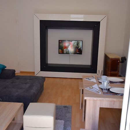 Apartment Ostendplatz สตุตการ์ต ภายนอก รูปภาพ