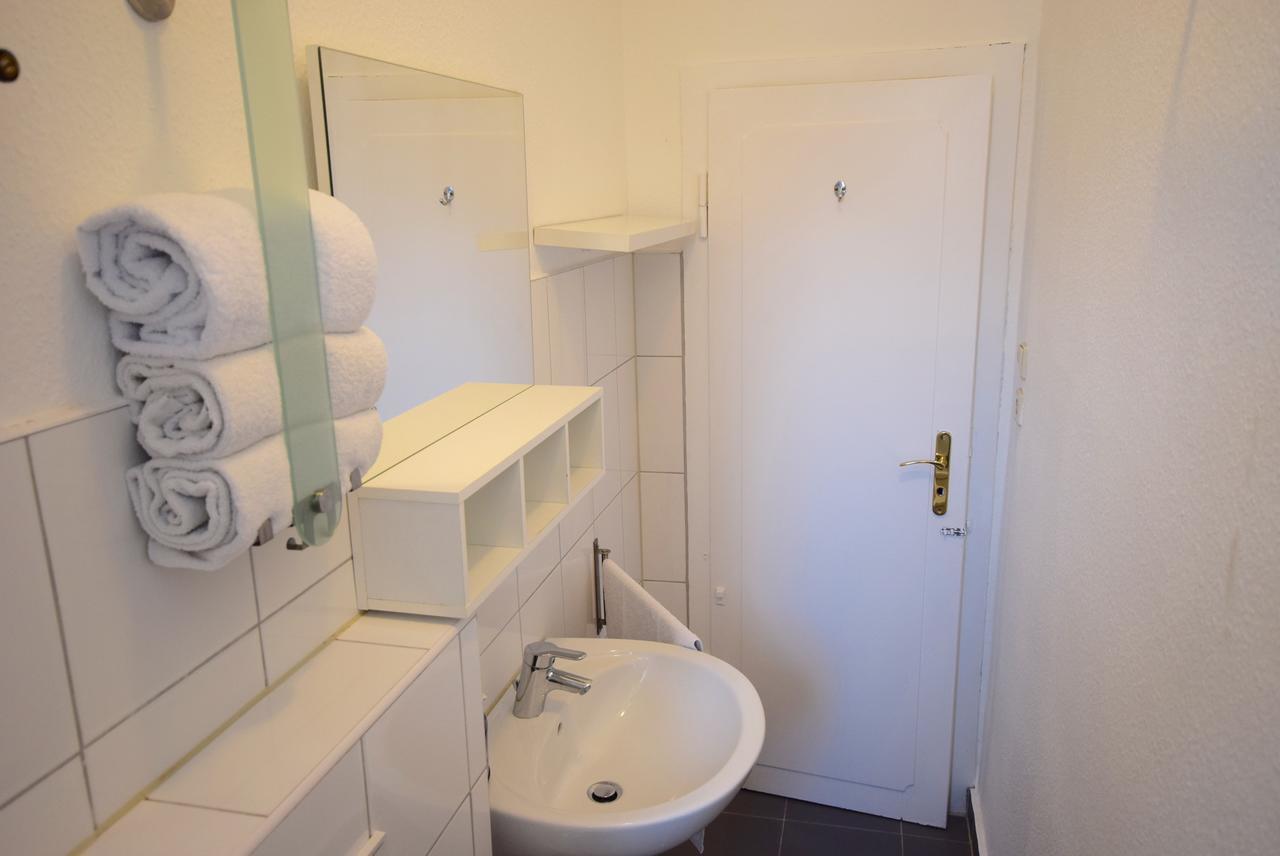 Apartment Ostendplatz สตุตการ์ต ภายนอก รูปภาพ